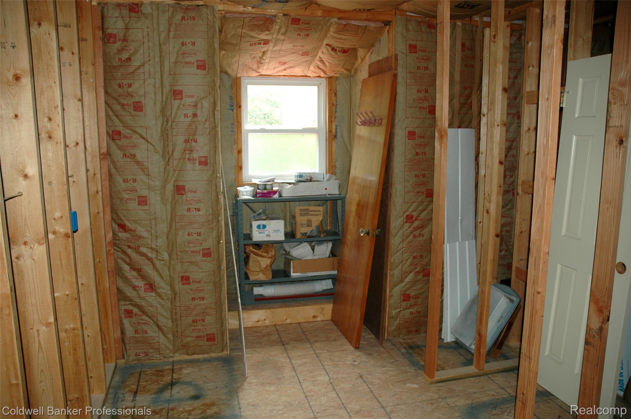 Alger, Michigan, 48610, United States, 3 Bedrooms Bedrooms, ,3 BathroomsBathrooms,Residential,For Sale,1907543
