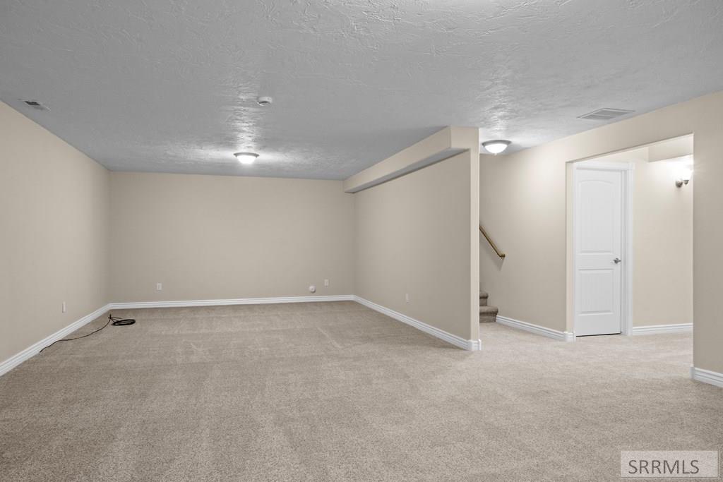 IDAHO FALLS, Idaho, 83402, United States, 5 Bedrooms Bedrooms, ,3 BathroomsBathrooms,Residential,For Sale,1987335