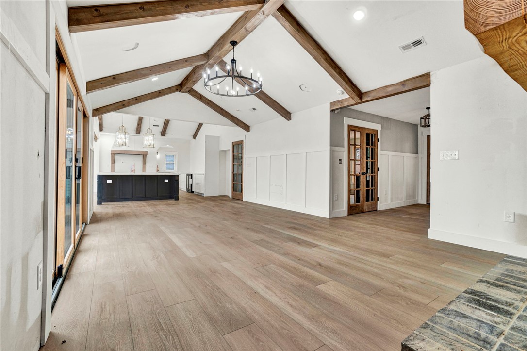 Seneca, South Carolina, 29672, United States, 6 Bedrooms Bedrooms, ,5 BathroomsBathrooms,Residential,For Sale,2002208