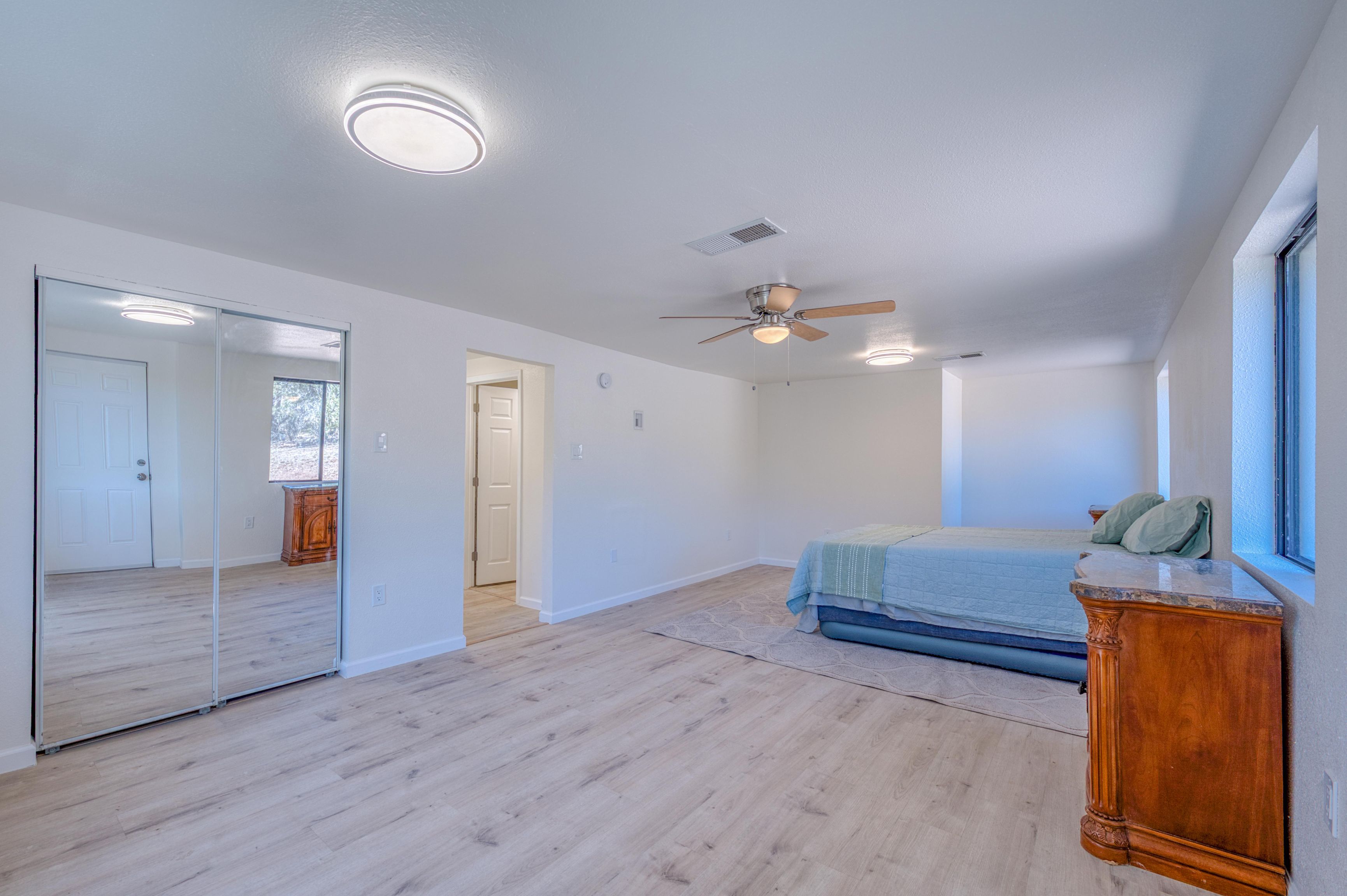 High Rolls, New Mexico, 88325, United States, 4 Bedrooms Bedrooms, ,3 BathroomsBathrooms,Residential,For Sale,1984100