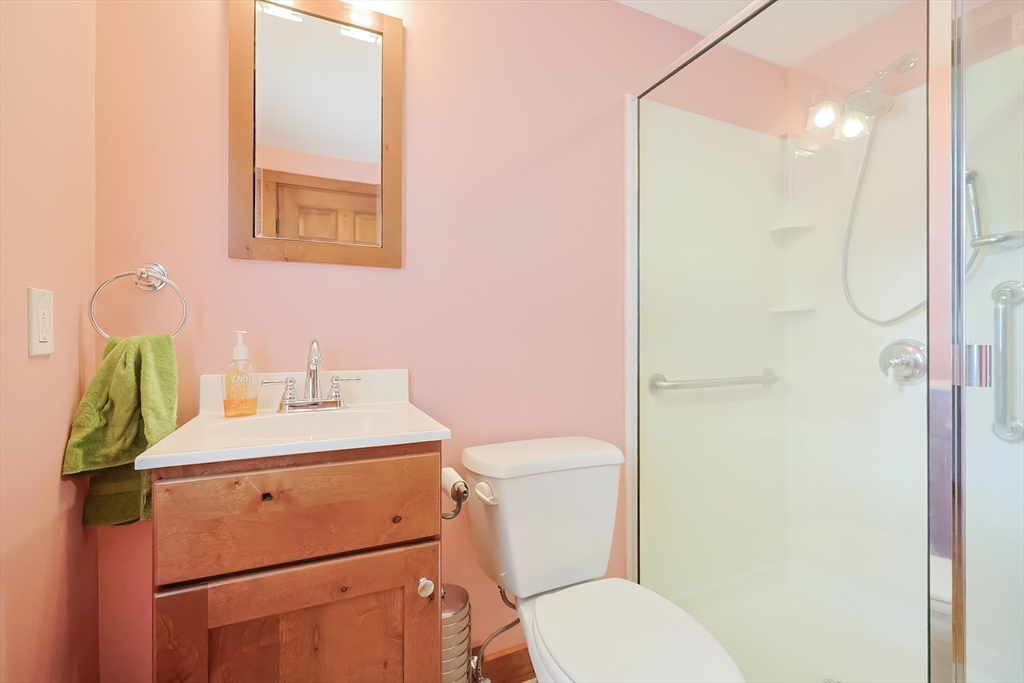 Ayer, Massachusetts, 01432, United States, 4 Bedrooms Bedrooms, ,3 BathroomsBathrooms,Residential,For Sale,1896806