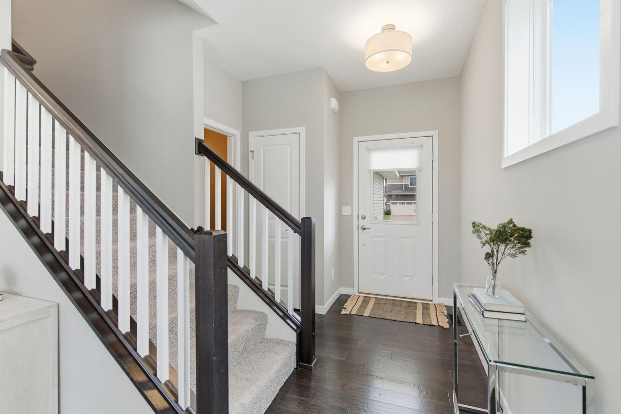 Maple Grove, Minnesota, 55369, United States, 3 Bedrooms Bedrooms, ,3 BathroomsBathrooms,Residential,For Sale,1970604