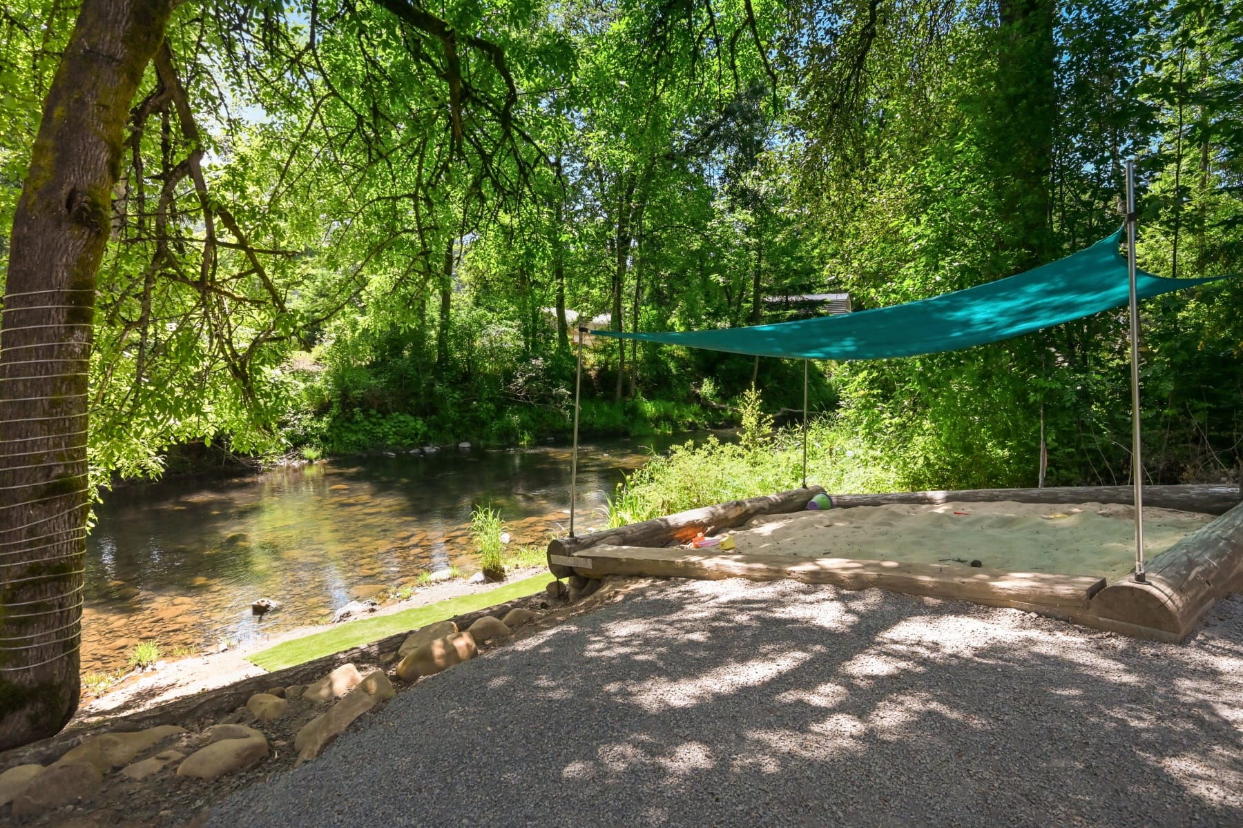  17526 ABIQUA RD NE Silverton, OR 97381 - 物件實景