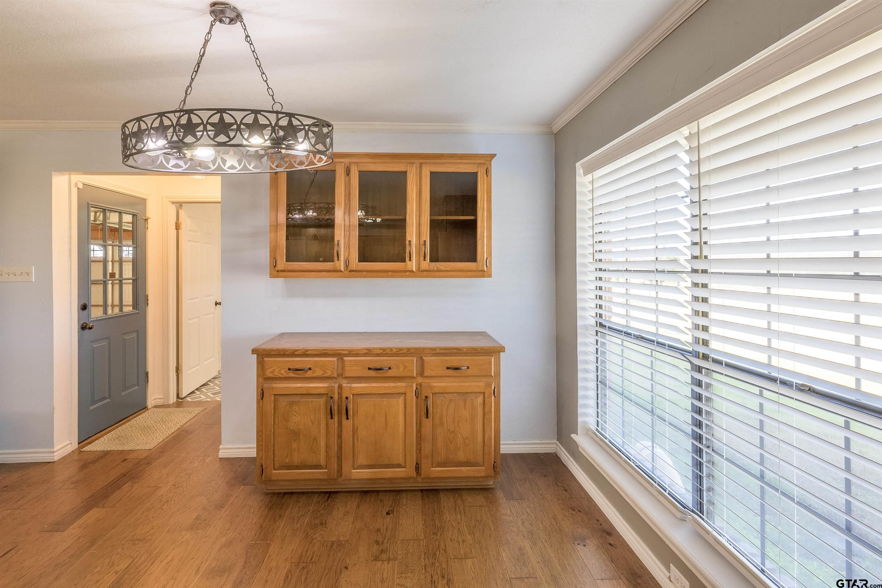 Mineola, Texas, 75773, United States, 3 Bedrooms Bedrooms, ,2 BathroomsBathrooms,Residential,For Sale,1754038