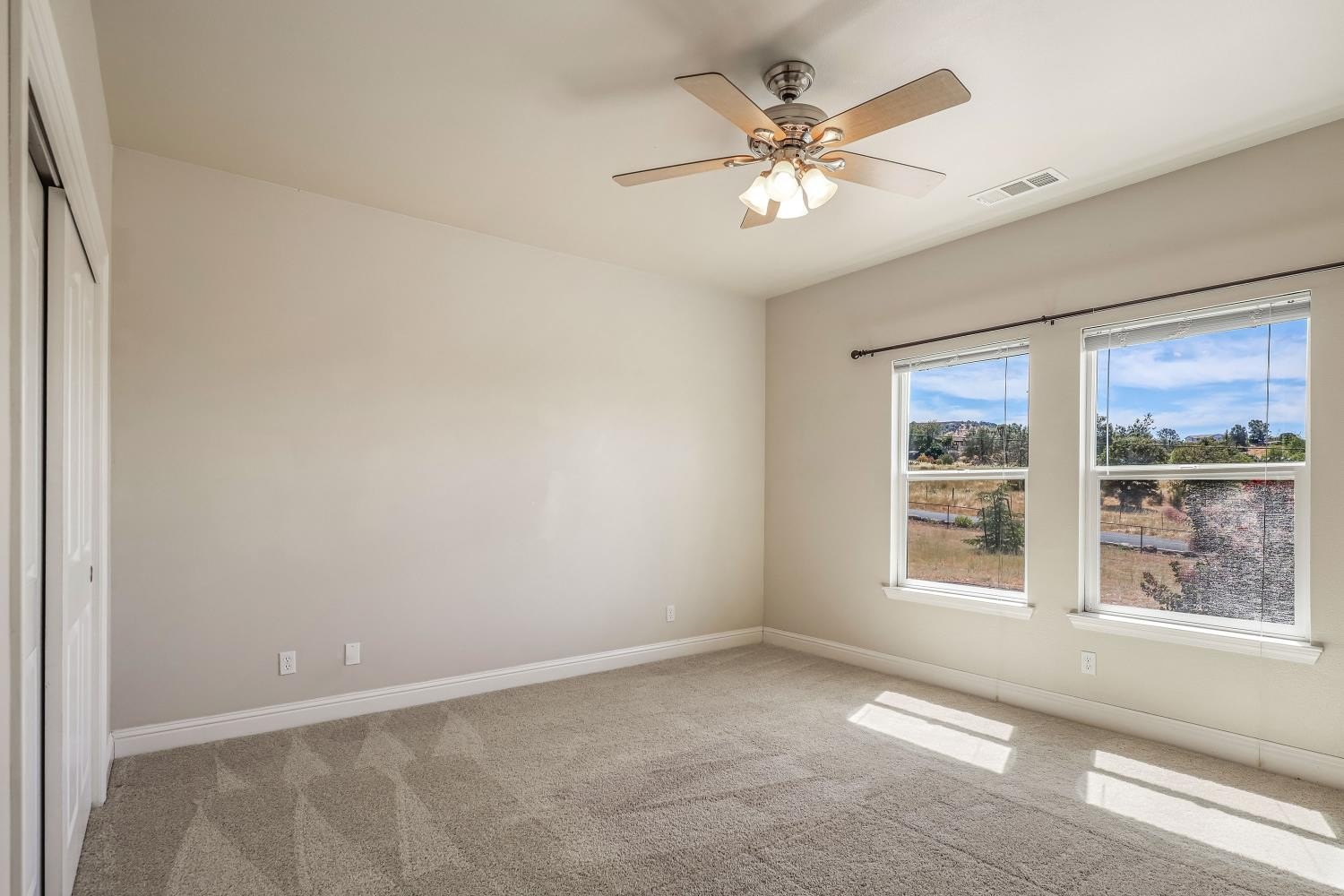 Valley Springs, California, 95252, United States, 3 Bedrooms Bedrooms, ,4 BathroomsBathrooms,Residential,For Sale,1981868