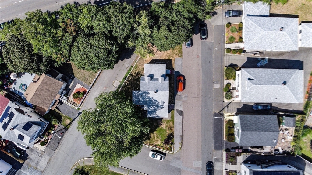 Revere, Massachusetts, 02151, United States, 3 Bedrooms Bedrooms, ,2 BathroomsBathrooms,Residential,For Sale,1942979