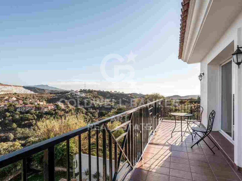 Estepona, Andalusia, ES, 3 Bedrooms Bedrooms, ,3 BathroomsBathrooms,Residential,For Sale,1784966