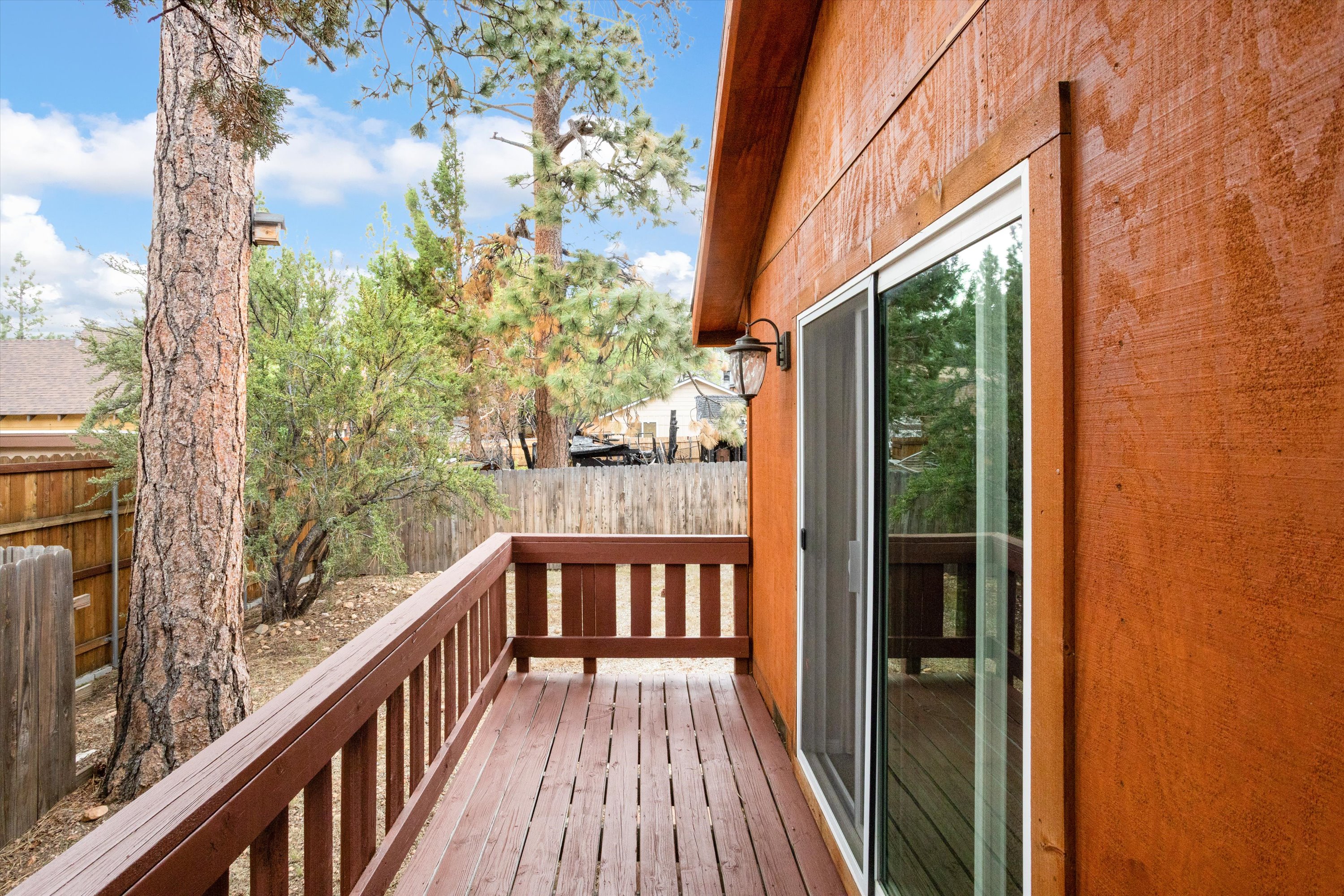 Sugarloaf, California, 92386, United States, 4 Bedrooms Bedrooms, ,2 BathroomsBathrooms,Residential,For Sale,1848559