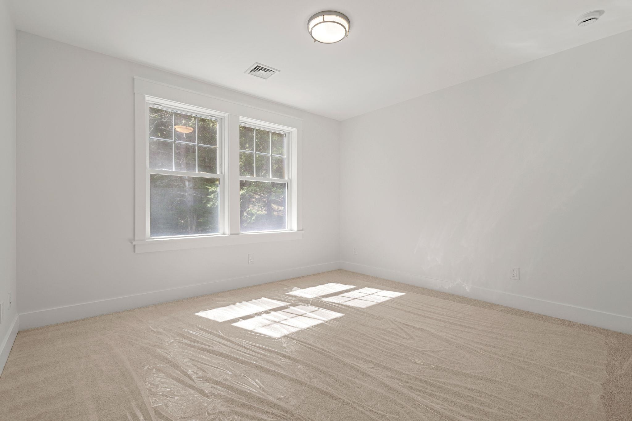 Bedford, New Hampshire, 03110, United States, 4 Bedrooms Bedrooms, ,4 BathroomsBathrooms,Residential,For Sale,1848455