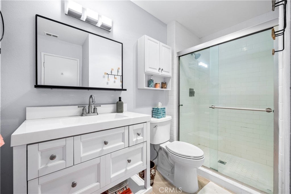 Lompoc, California, 93436, United States, 2 Bedrooms Bedrooms, ,3 BathroomsBathrooms,Residential,For Sale,1998544