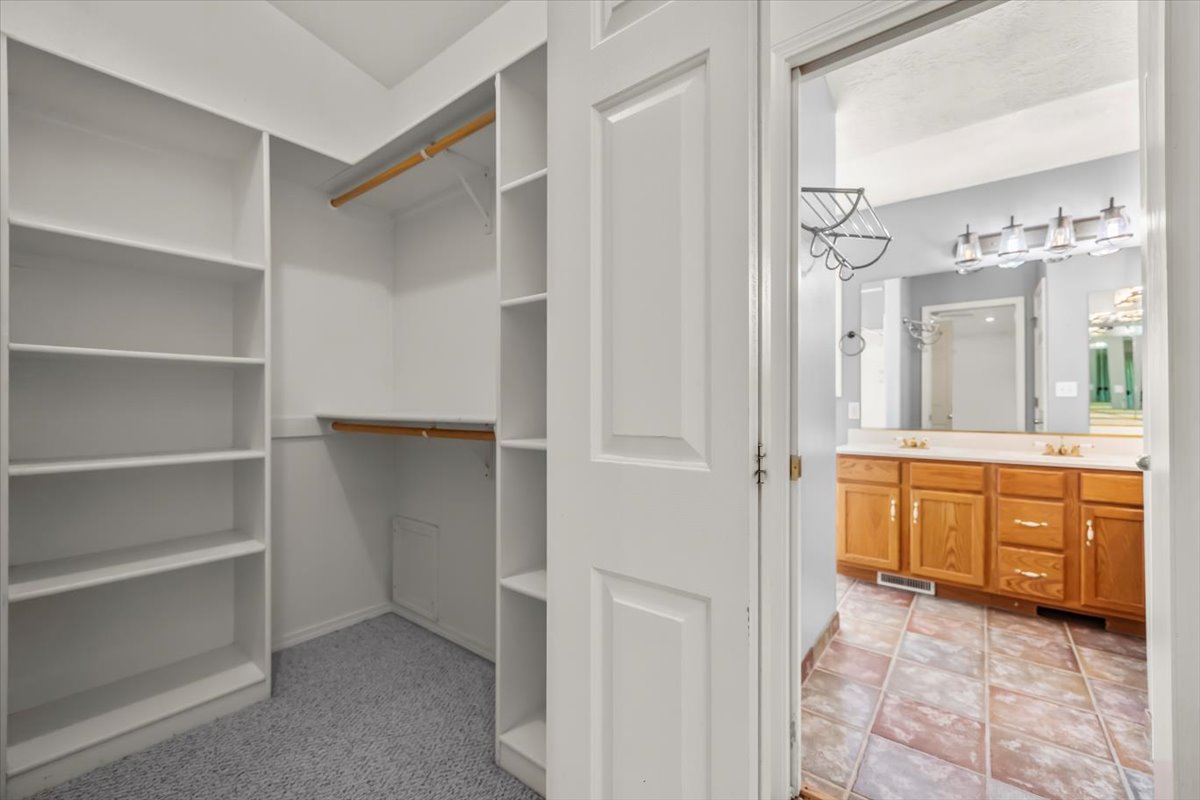 Caldwell, Idaho, 83605, United States, 4 Bedrooms Bedrooms, ,3 BathroomsBathrooms,Residential,For Sale,1938152