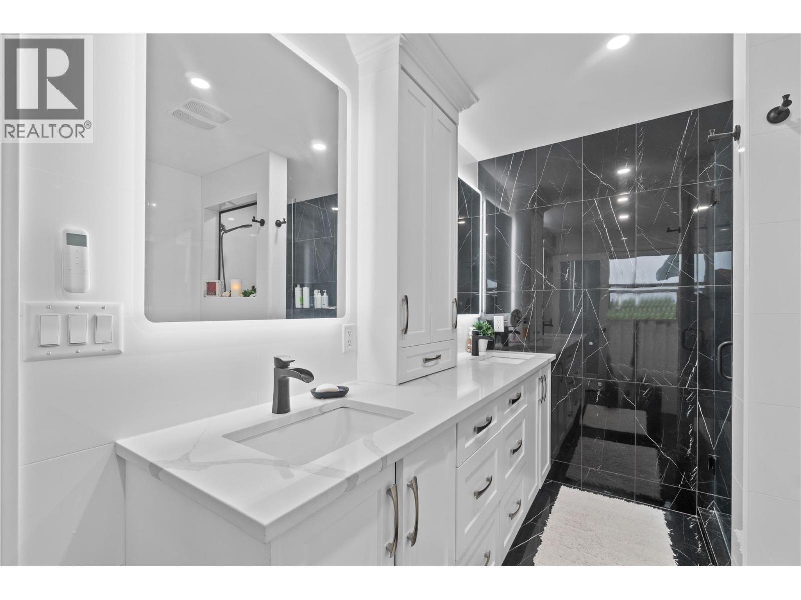 ARMSTRONG, British Columbia, V4Y 0V5, CA, 3 Bedrooms Bedrooms, ,2 BathroomsBathrooms,Residential,For Sale,1947955