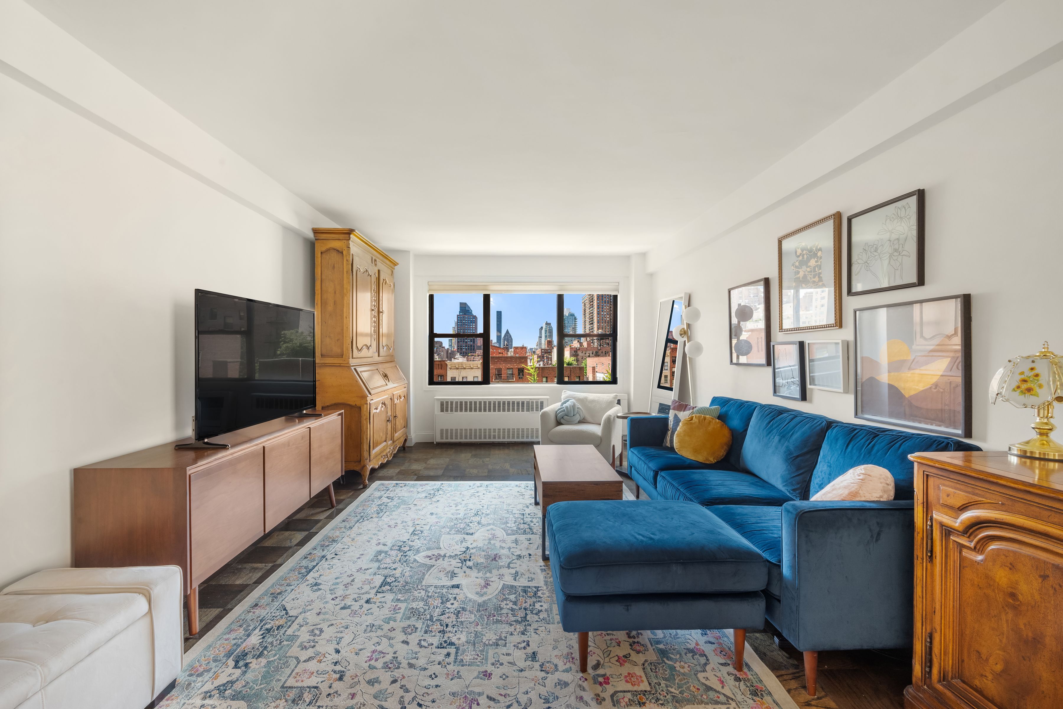  333 East 55th St, 8H: Spacious 1 Bedroom - 物件實景