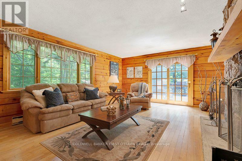 DRUMMOND/NORTH ELMSLEY, Ontario, K7C 0C5, CA, 3 Bedrooms Bedrooms, ,2 BathroomsBathrooms,Residential,For Sale,1875944
