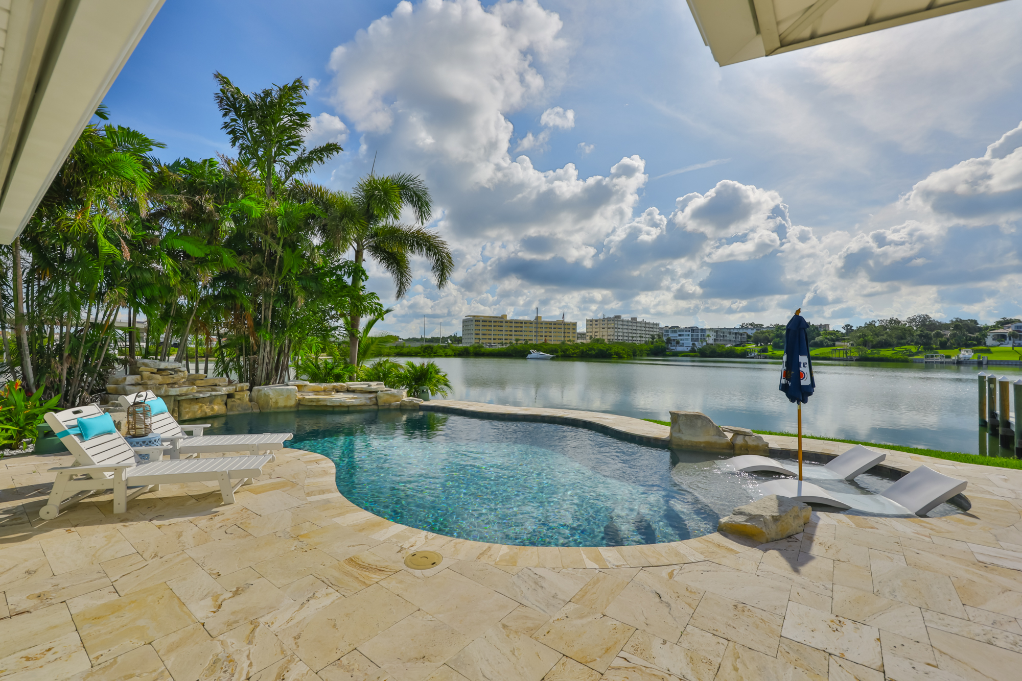 Largo, Florida, 33770, United States, 3 Bedrooms Bedrooms, ,4 BathroomsBathrooms,Residential,For Sale,1982146