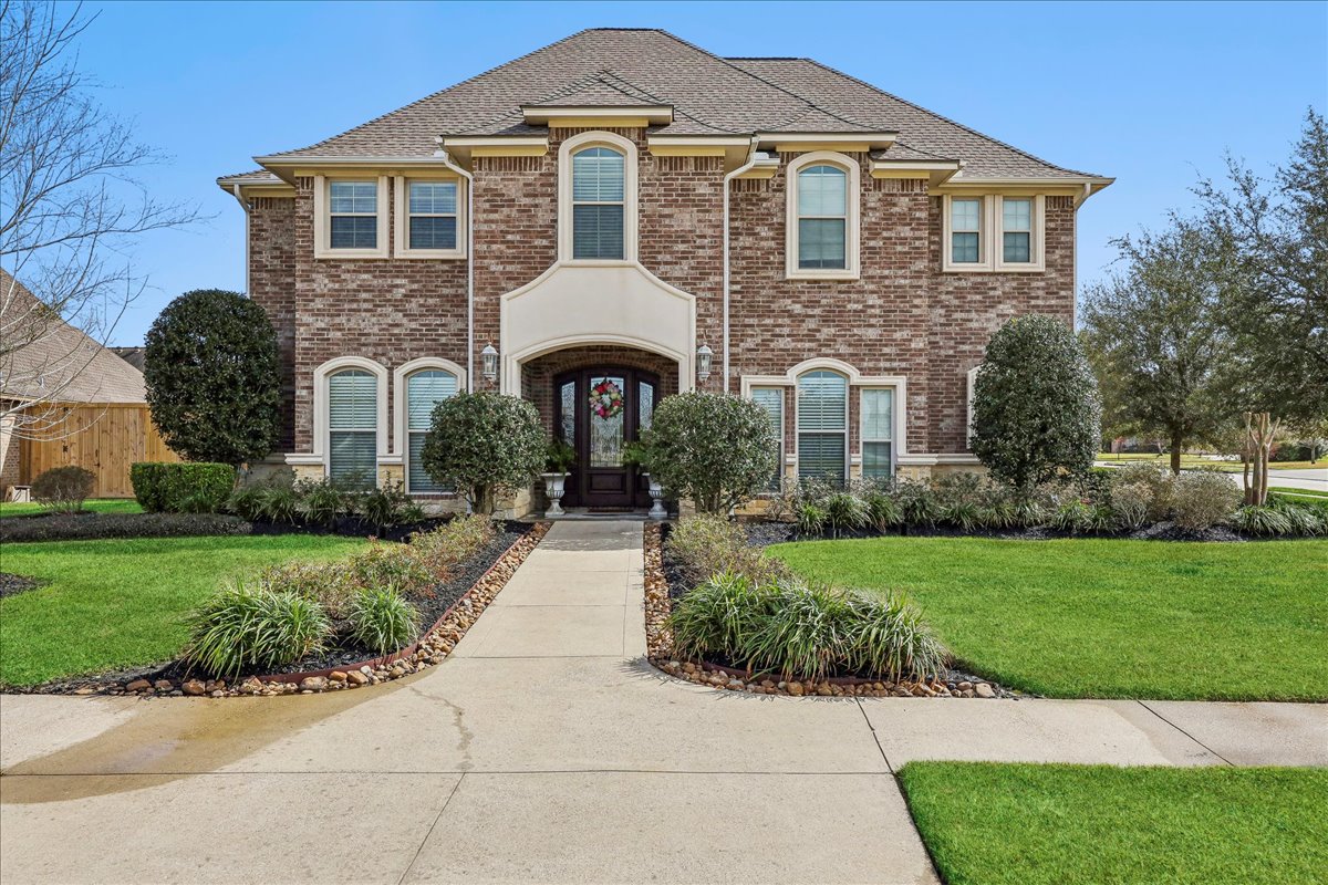 Lumberton, Texas, 77657, United States, 5 Bedrooms Bedrooms, ,4 BathroomsBathrooms,Residential,For Sale,1941970