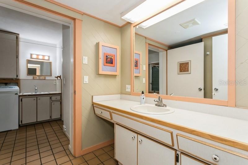 Dunedin, Florida, 34698, United States, 3 Bedrooms Bedrooms, ,2 BathroomsBathrooms,Residential,For Sale,1857306
