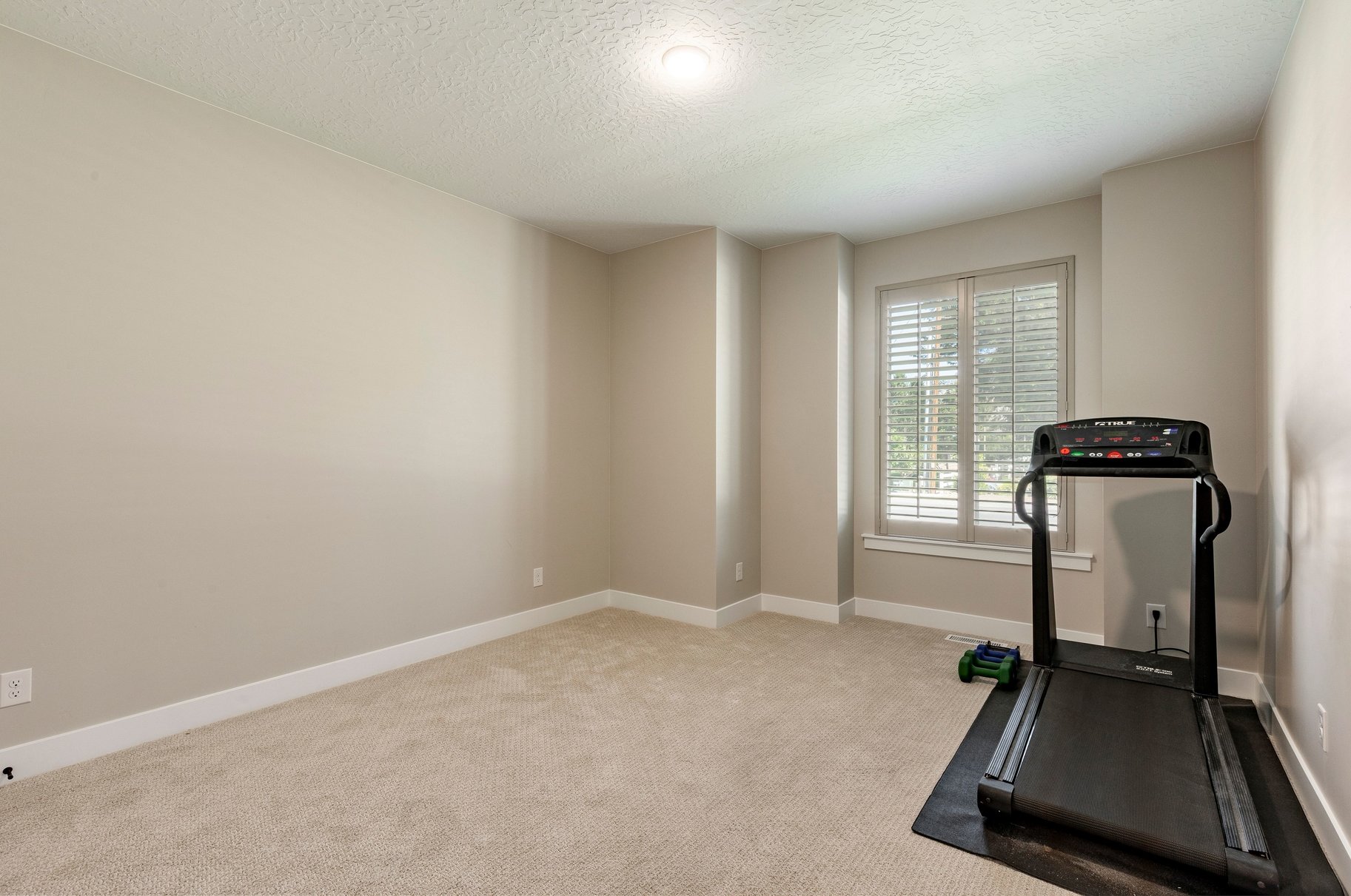  Single-Level Living with Stunning Mapleton Mountain Views - 物件實景