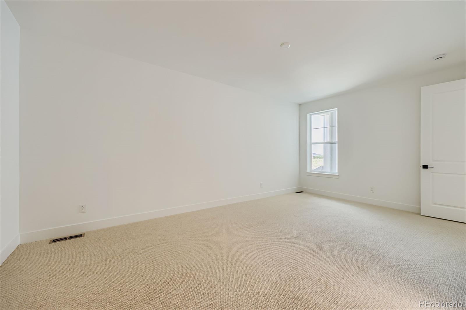 Castle Rock, Colorado, 80104, United States, 2 Bedrooms Bedrooms, ,3 BathroomsBathrooms,Residential,For Sale,1828537
