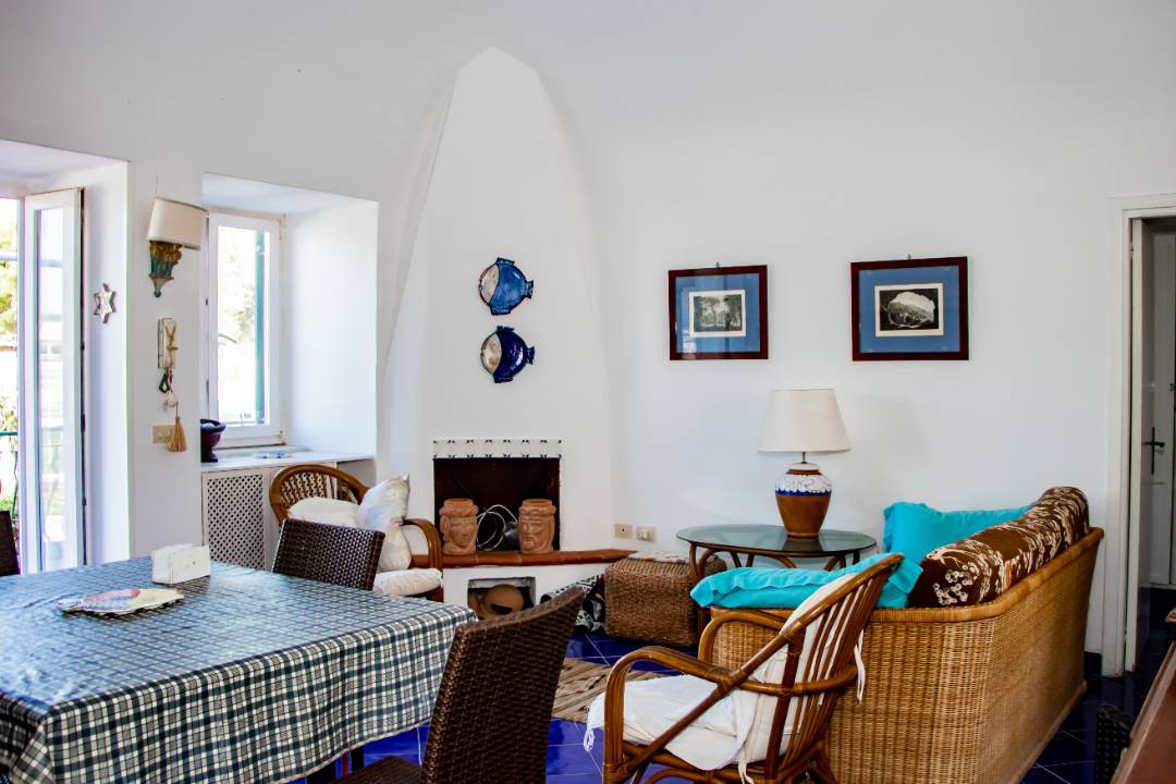 Ponza, Latina, 04027, IT, 7 Bedrooms Bedrooms, ,5 BathroomsBathrooms,Residential,For Sale,1761786