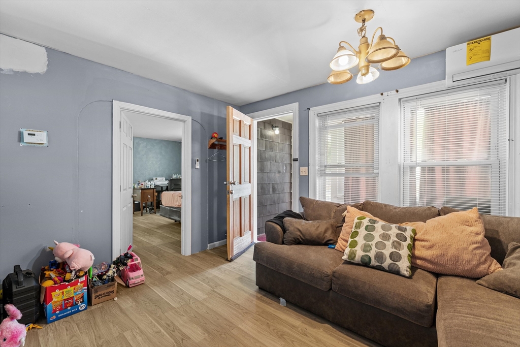 Fitchburg, Massachusetts, 01420, United States, 9 Bedrooms Bedrooms, ,3 BathroomsBathrooms,Residential,For Sale,1927899