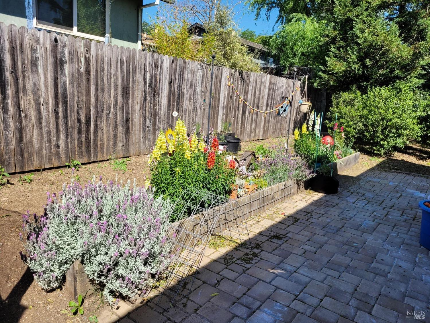 Sonoma, California, 95476, United States, 3 Bedrooms Bedrooms, ,3 BathroomsBathrooms,Residential,For Sale,1806350