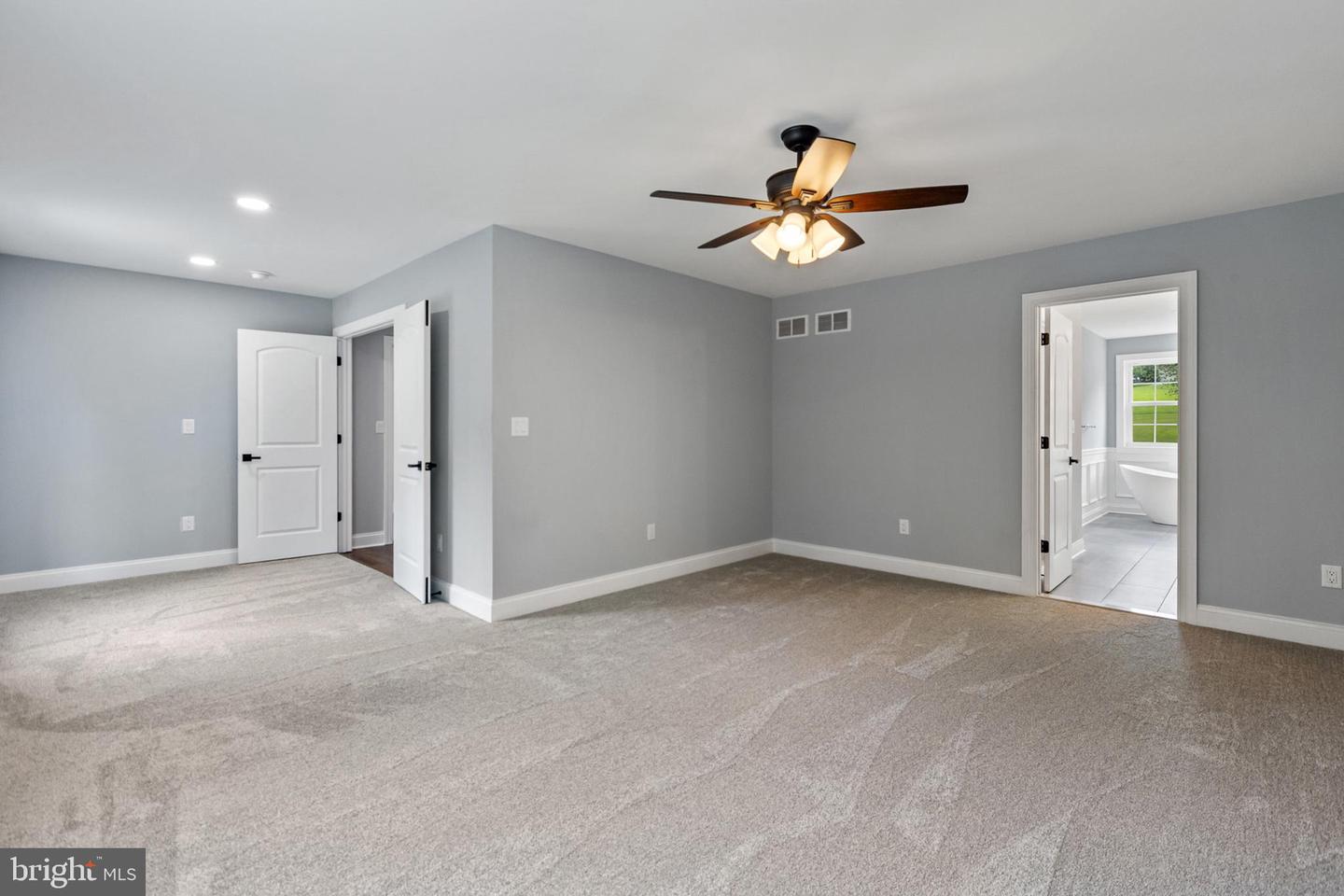 NEWARK, Delaware, 19711, United States, 4 Bedrooms Bedrooms, ,3 BathroomsBathrooms,Residential,For Sale,1905769