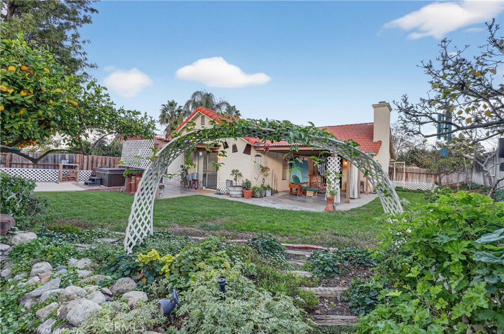 Corona, California, 92883, United States, 4 Bedrooms Bedrooms, ,2 BathroomsBathrooms,Residential,For Sale,2009090