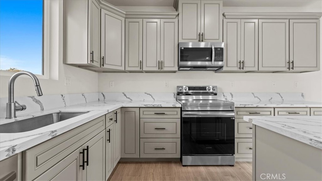 Perris, California, 92570, United States, 4 Bedrooms Bedrooms, ,2 BathroomsBathrooms,Residential,For Sale,1995391