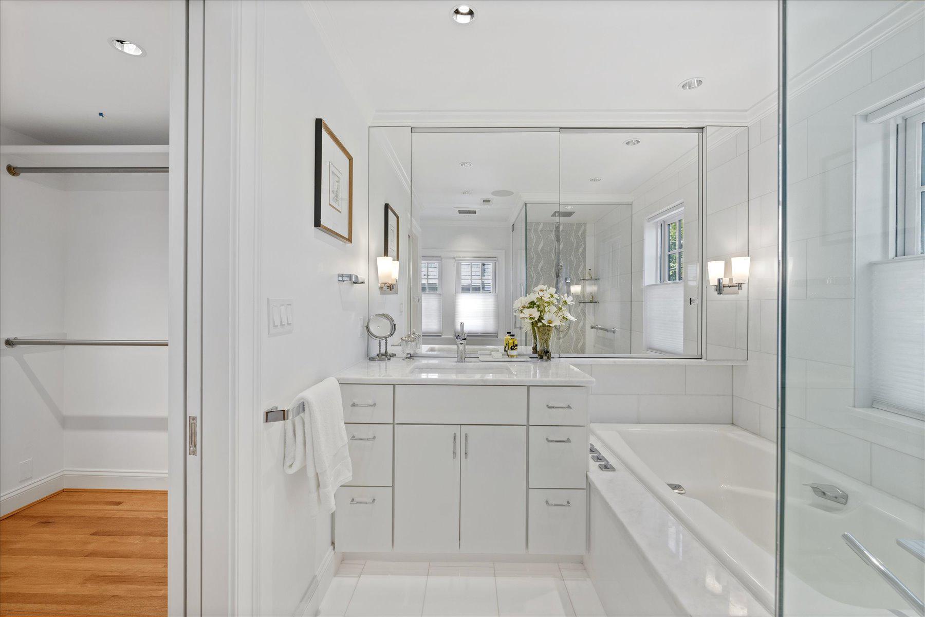  1706 Surrey Lane NW, Washington, DC, 20007 - 物件實景
