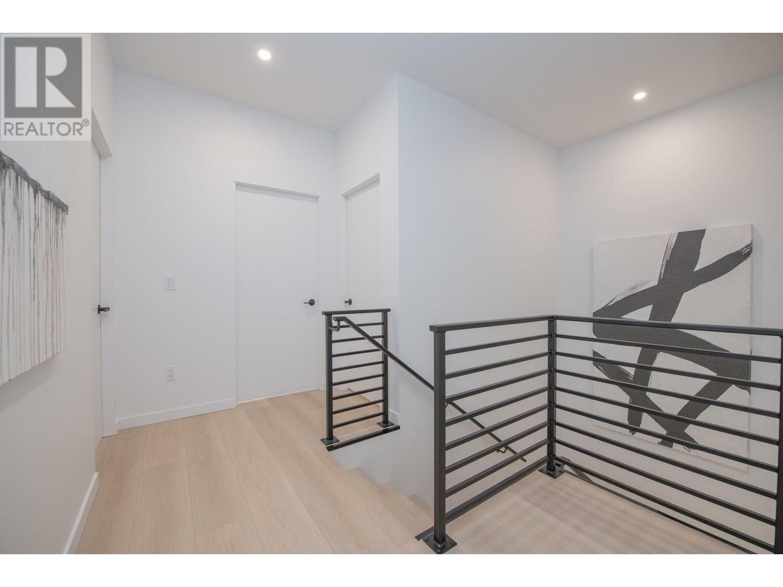 VERNON, British Columbia, V1H 1E2, CA, 3 Bedrooms Bedrooms, ,2 BathroomsBathrooms,Residential,For Sale,1836741
