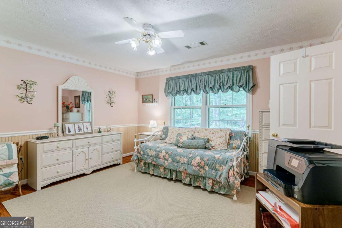 Comer, Georgia, 30629, United States, 5 Bedrooms Bedrooms, ,3 BathroomsBathrooms,Residential,For Sale,1991082