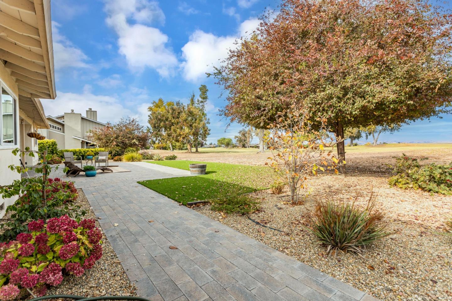 Hollister, California, 95023, United States, 4 Bedrooms Bedrooms, ,3 BathroomsBathrooms,Residential,For Sale,1750657