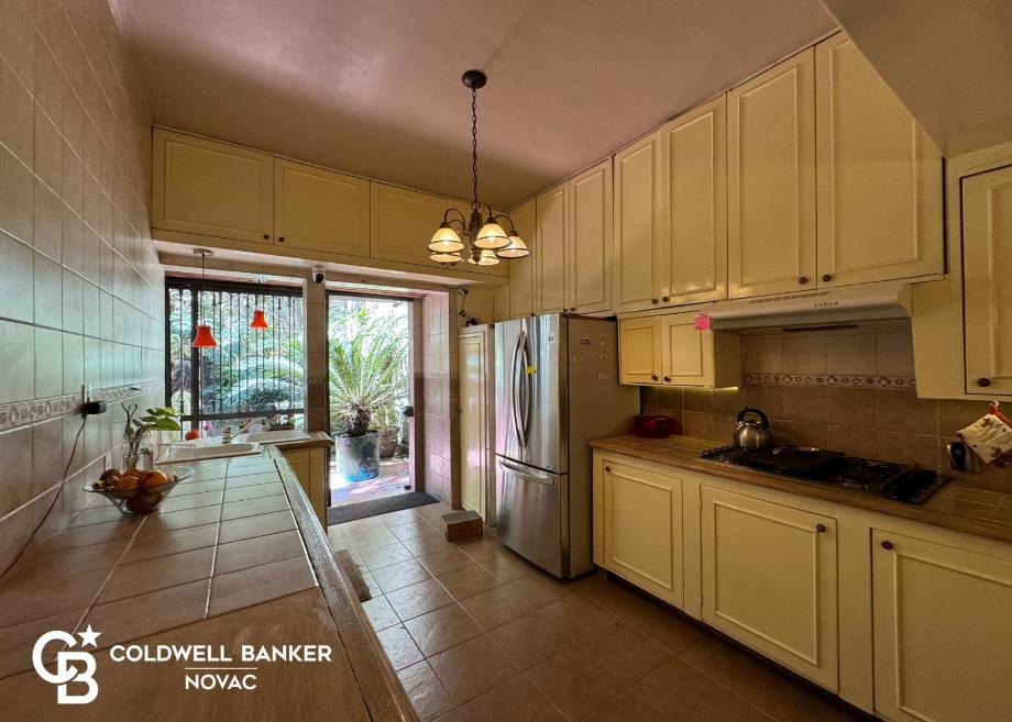 Mazatlan, Cuauhtémoc, Ciudad de México, 06140, Mexico, 4 Bedrooms Bedrooms, ,3 BathroomsBathrooms,Residential,For Sale,Mazatlan,1672225