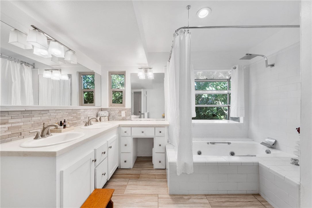 Riverside, California, 92506, United States, 3 Bedrooms Bedrooms, ,1 BathroomBathrooms,Residential,For Sale,1988084