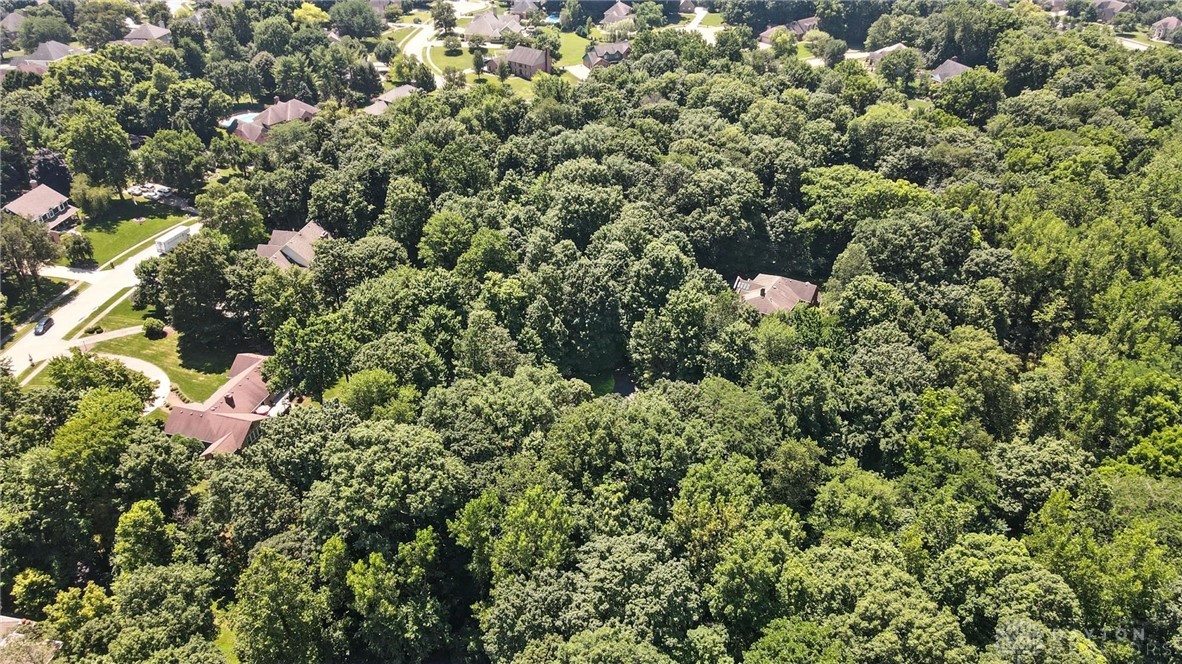 Sugarcreek Twp, Ohio, 45440, United States, 4 Bedrooms Bedrooms, ,5 BathroomsBathrooms,Residential,For Sale,1902150