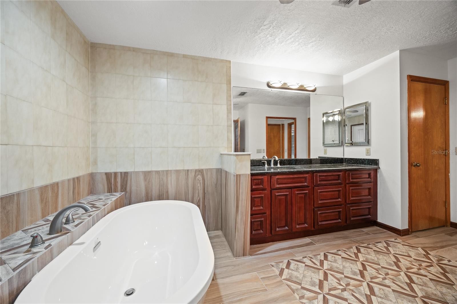 SANFORD, Florida, 32771, United States, 3 Bedrooms Bedrooms, ,2 BathroomsBathrooms,Residential,For Sale,1924466