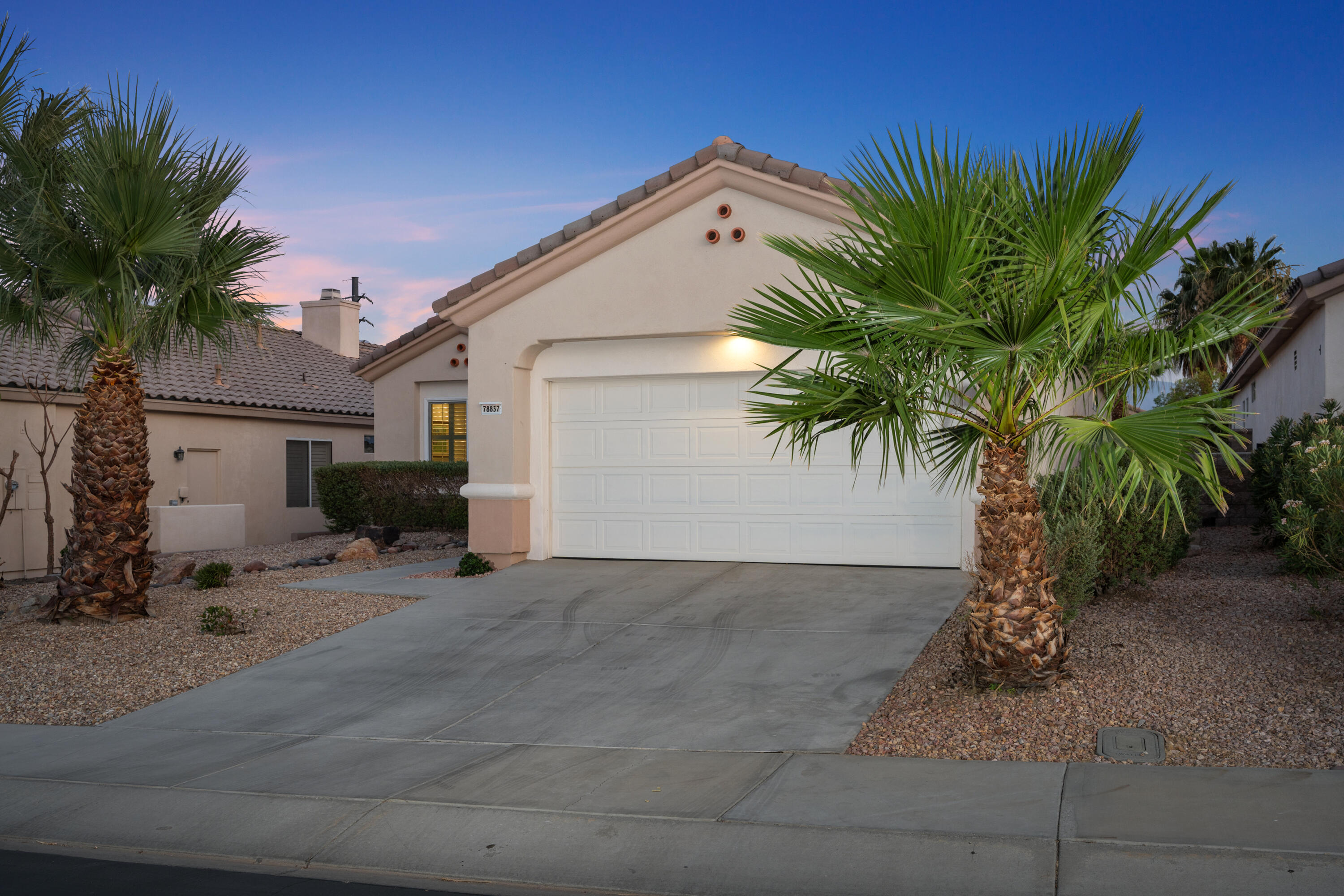 Palm Desert, California, 92211, United States, 2 Bedrooms Bedrooms, ,2 BathroomsBathrooms,Residential,For Sale,1874848