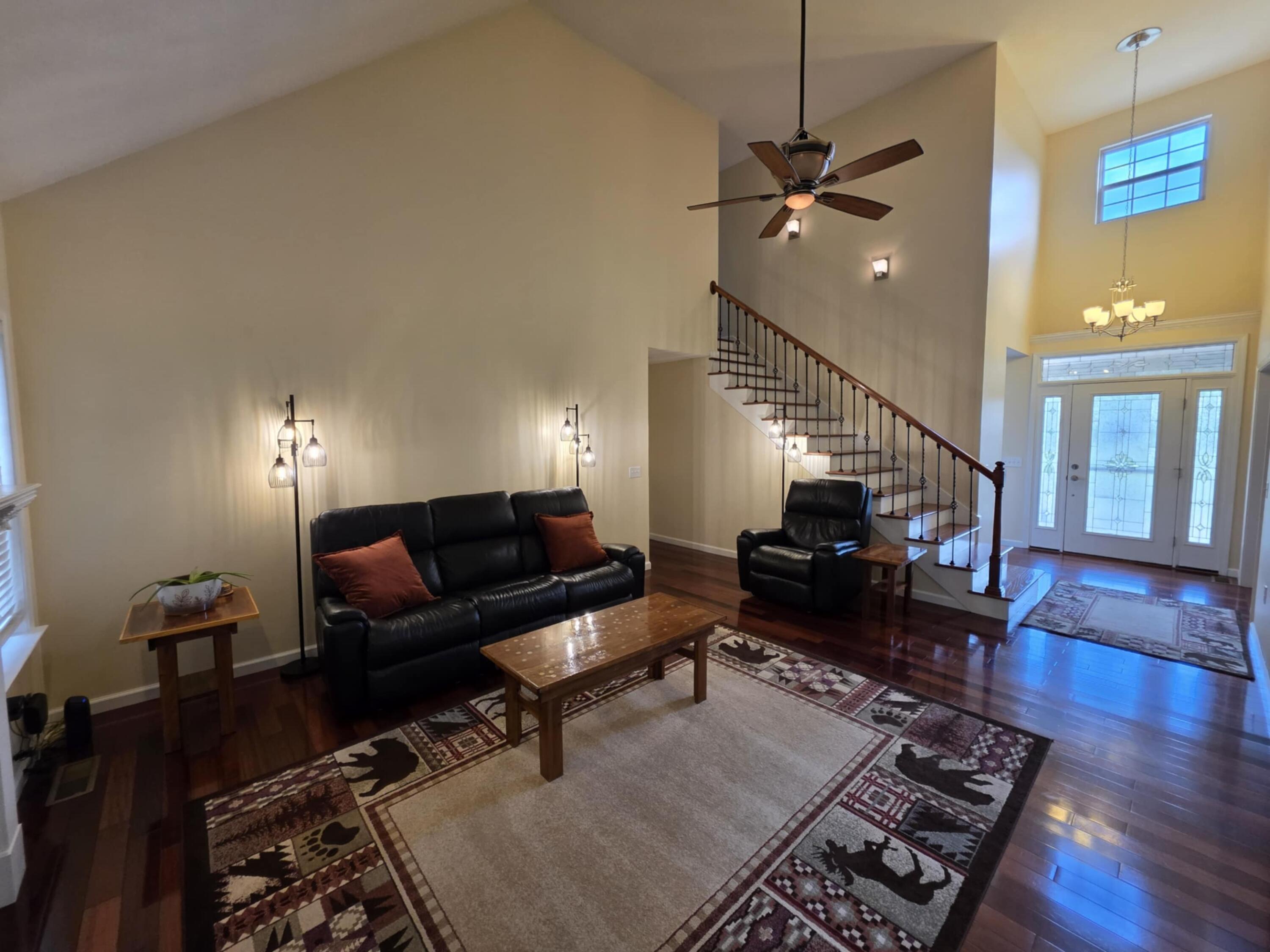 Spring City, Tennessee, 37381, United States, 4 Bedrooms Bedrooms, ,3 BathroomsBathrooms,Residential,For Sale,1927411
