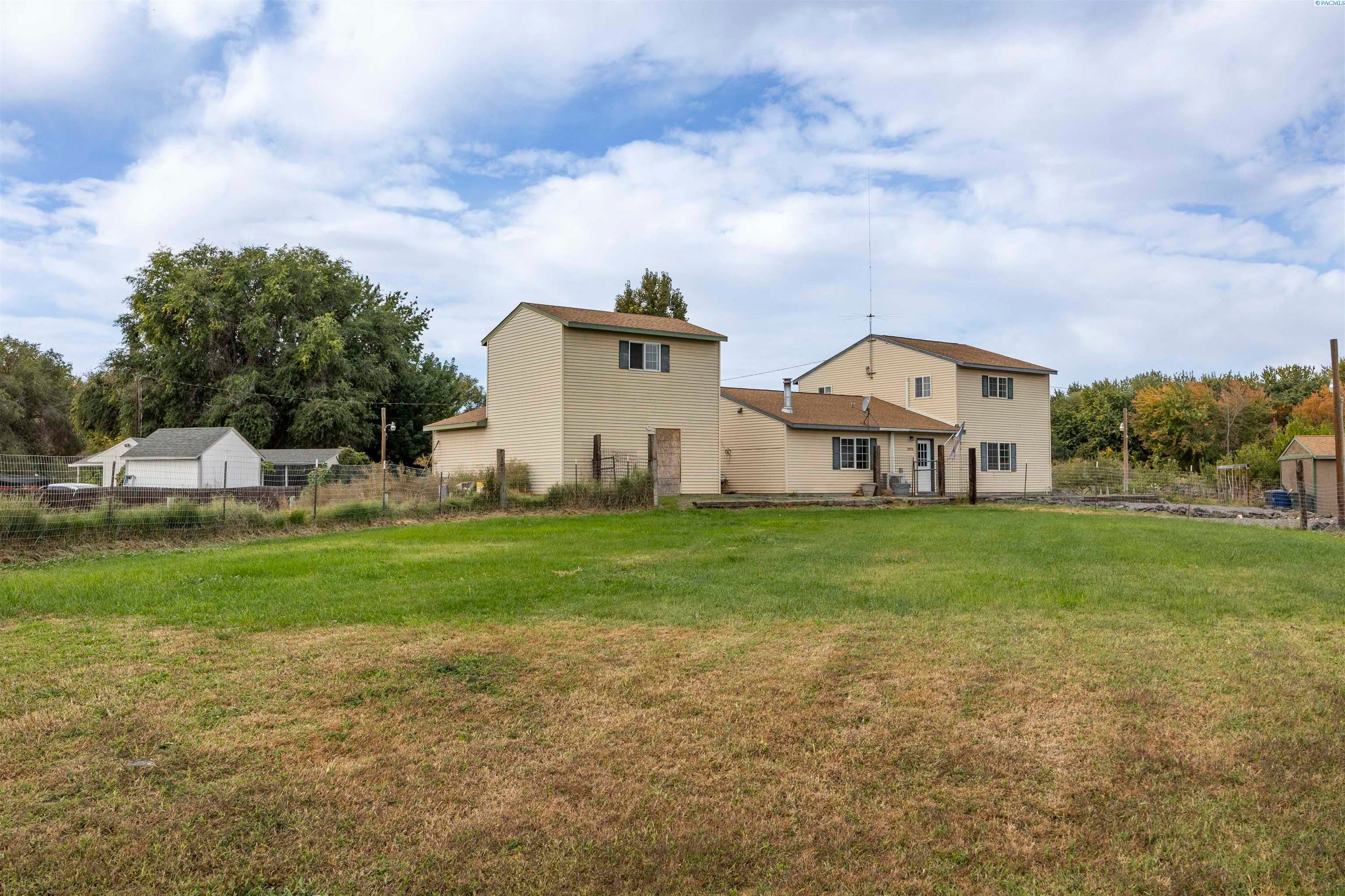 Richland, Washington, 99354, United States, 3 Bedrooms Bedrooms, ,2 BathroomsBathrooms,Residential,For Sale,1978459