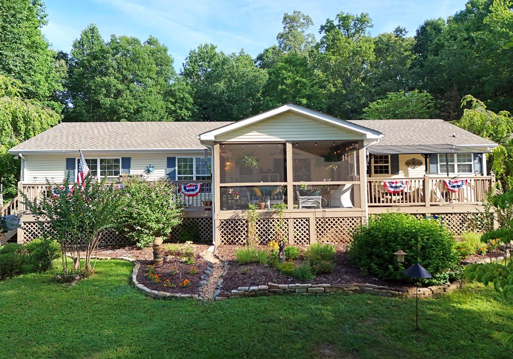 Driver Ave, Murphy, NC 28906