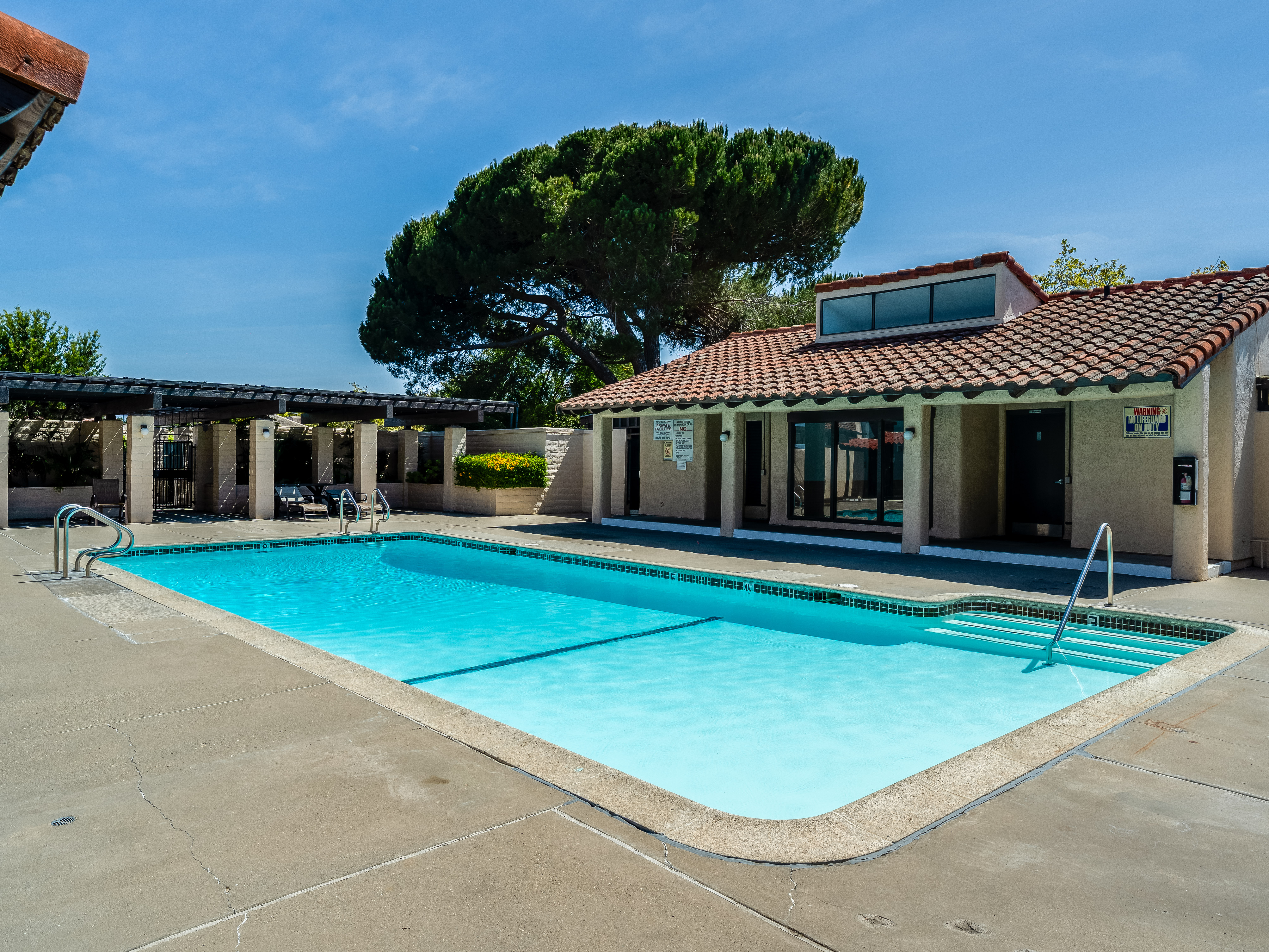  Single-Level Los Verdes Park Home with Hillside Views - 物件實景