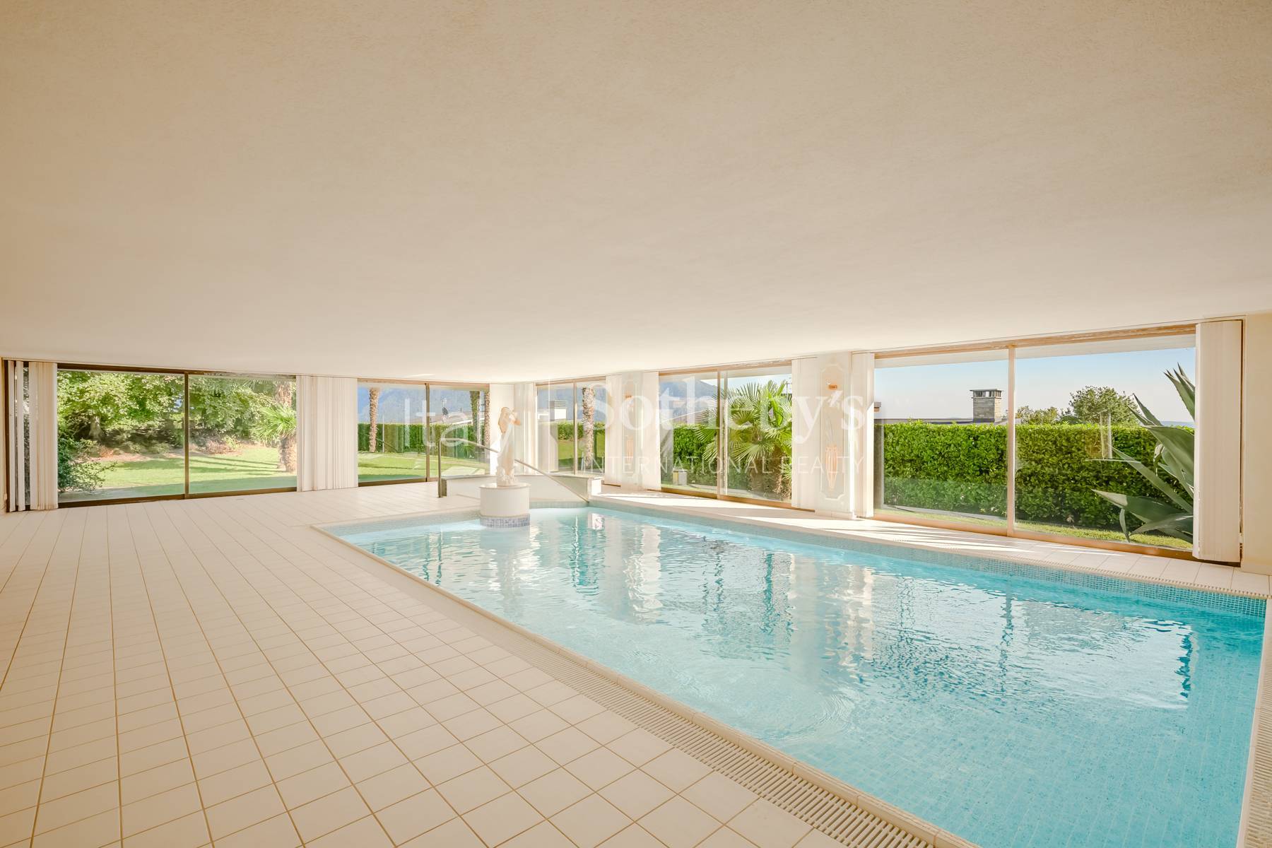  Villa with views of Lake Maggiore, swimming pool and spa area - 物件實景