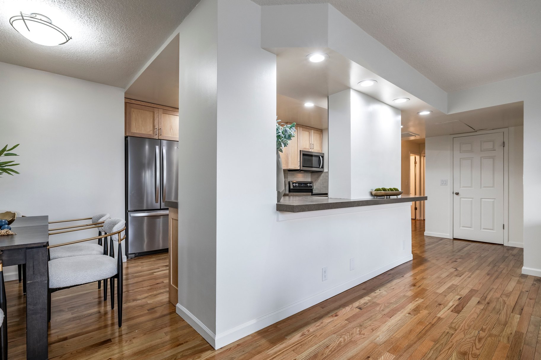  Spacious Canyon Crest Condo with Sweeping Valley Views - 物件實景