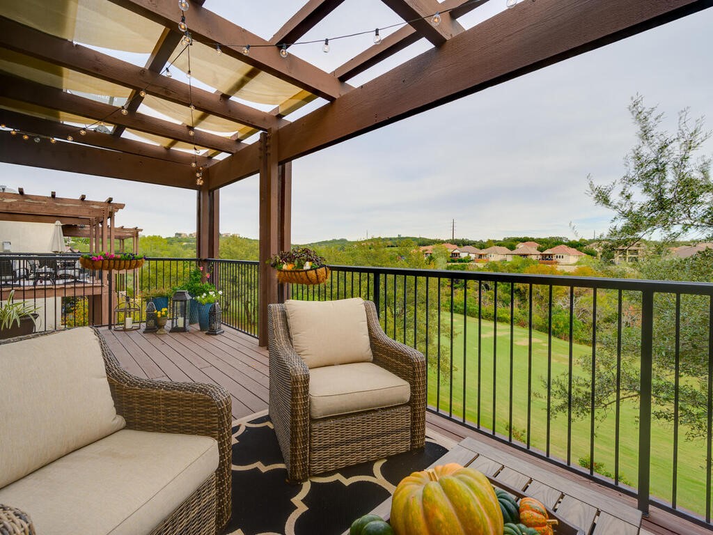Austin, Texas, 78732, United States, 2 Bedrooms Bedrooms, ,2 BathroomsBathrooms,Residential,For Sale,1849026