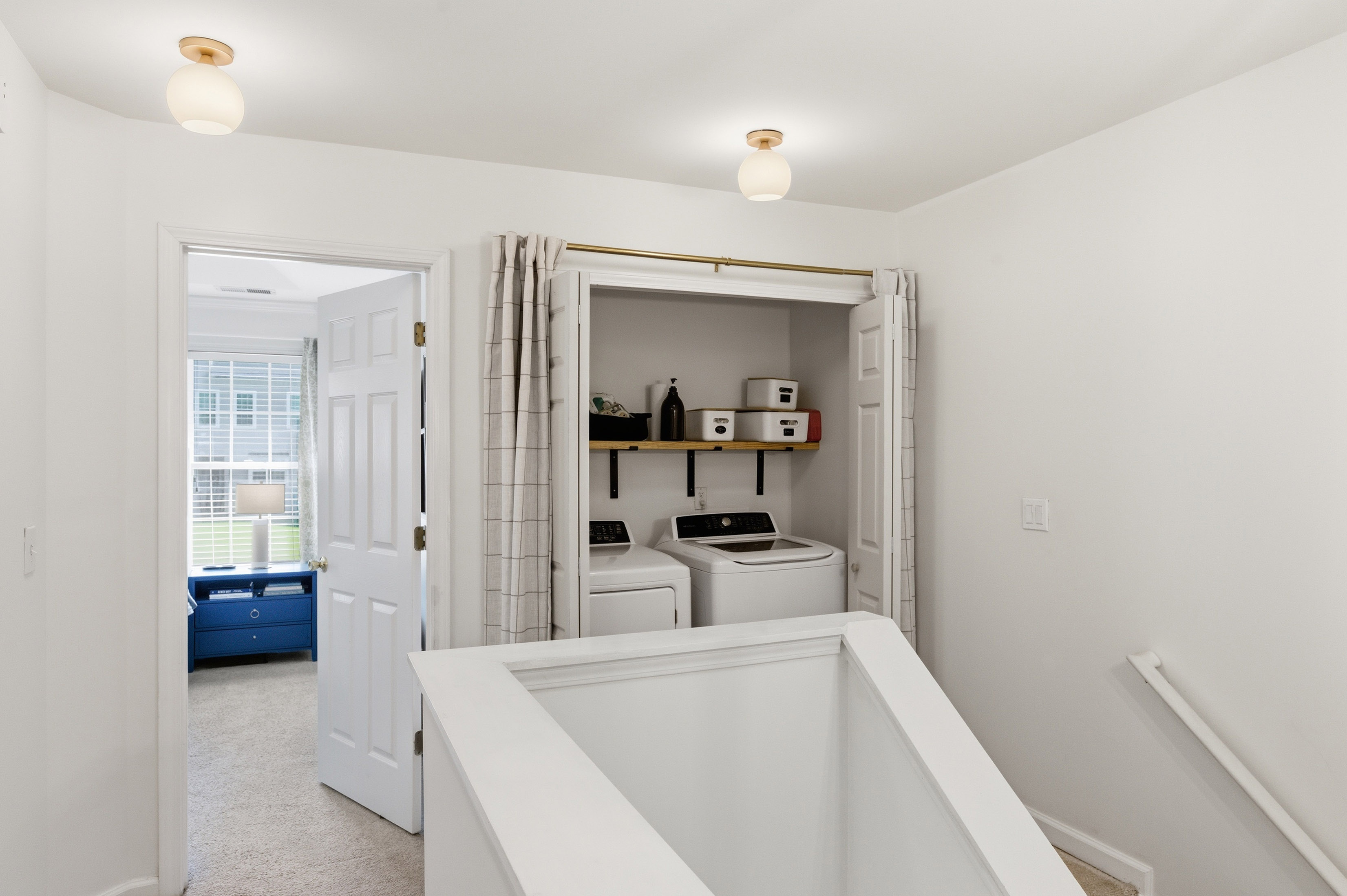  Elevated Finishes, Functional Living and Modern Style in Three Level Townhome - 物件實景