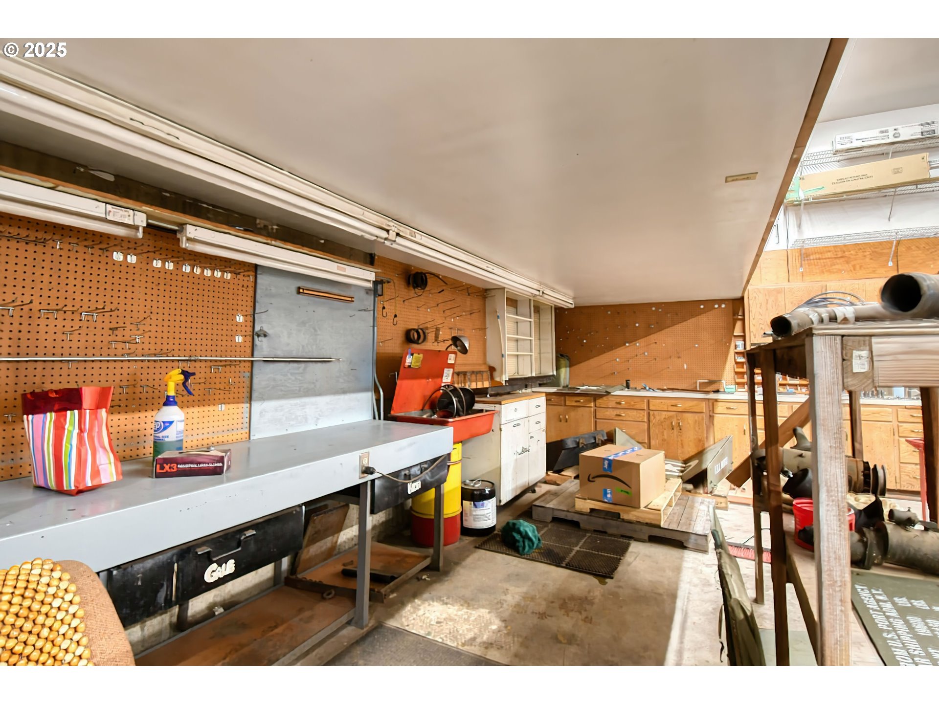 Pendleton, Oregon, 97801, United States, 4 Bedrooms Bedrooms, ,4 BathroomsBathrooms,Residential,For Sale,1995824