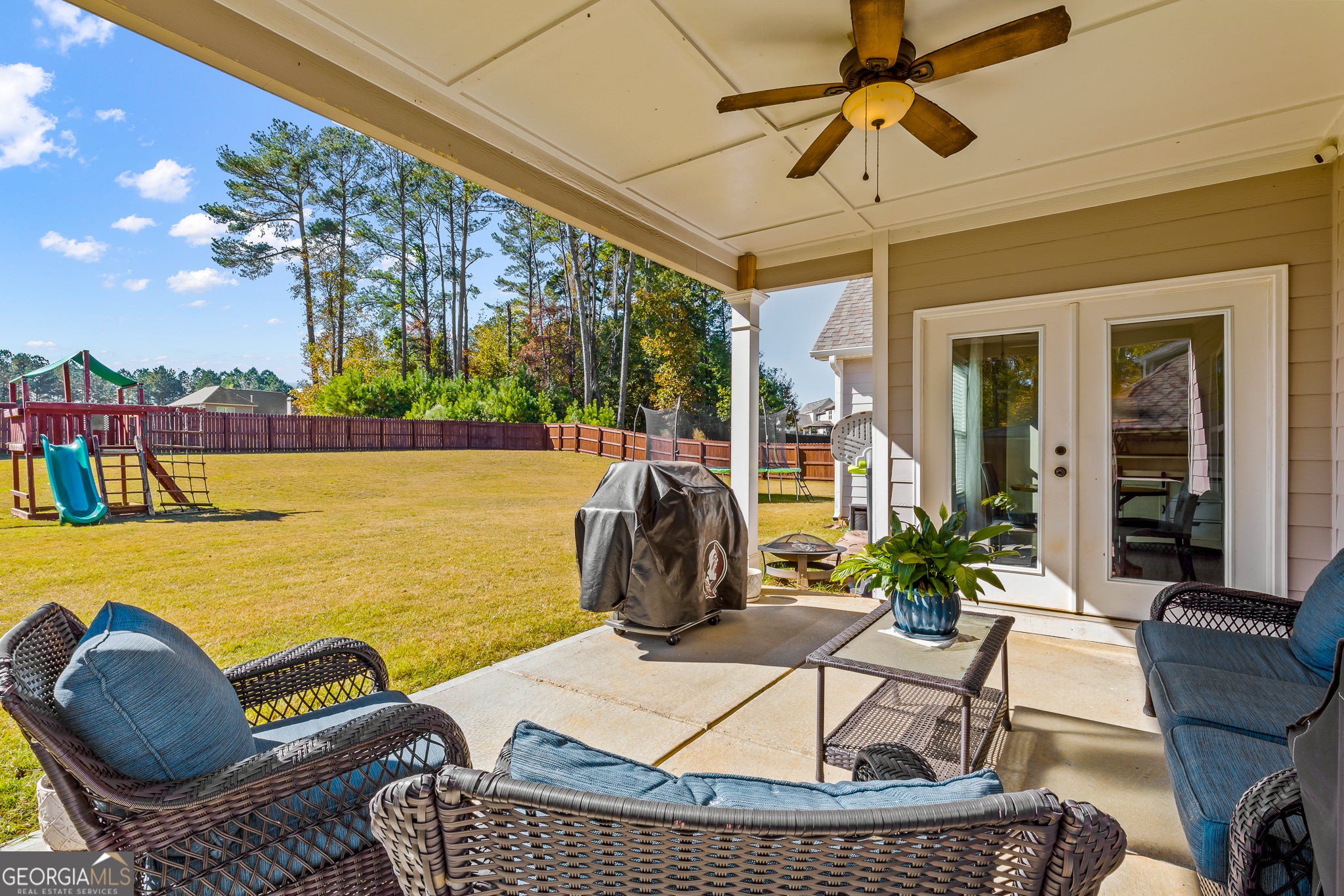 Senoia, Georgia, 30276, United States, 4 Bedrooms Bedrooms, ,3 BathroomsBathrooms,Residential,For Sale,1990817