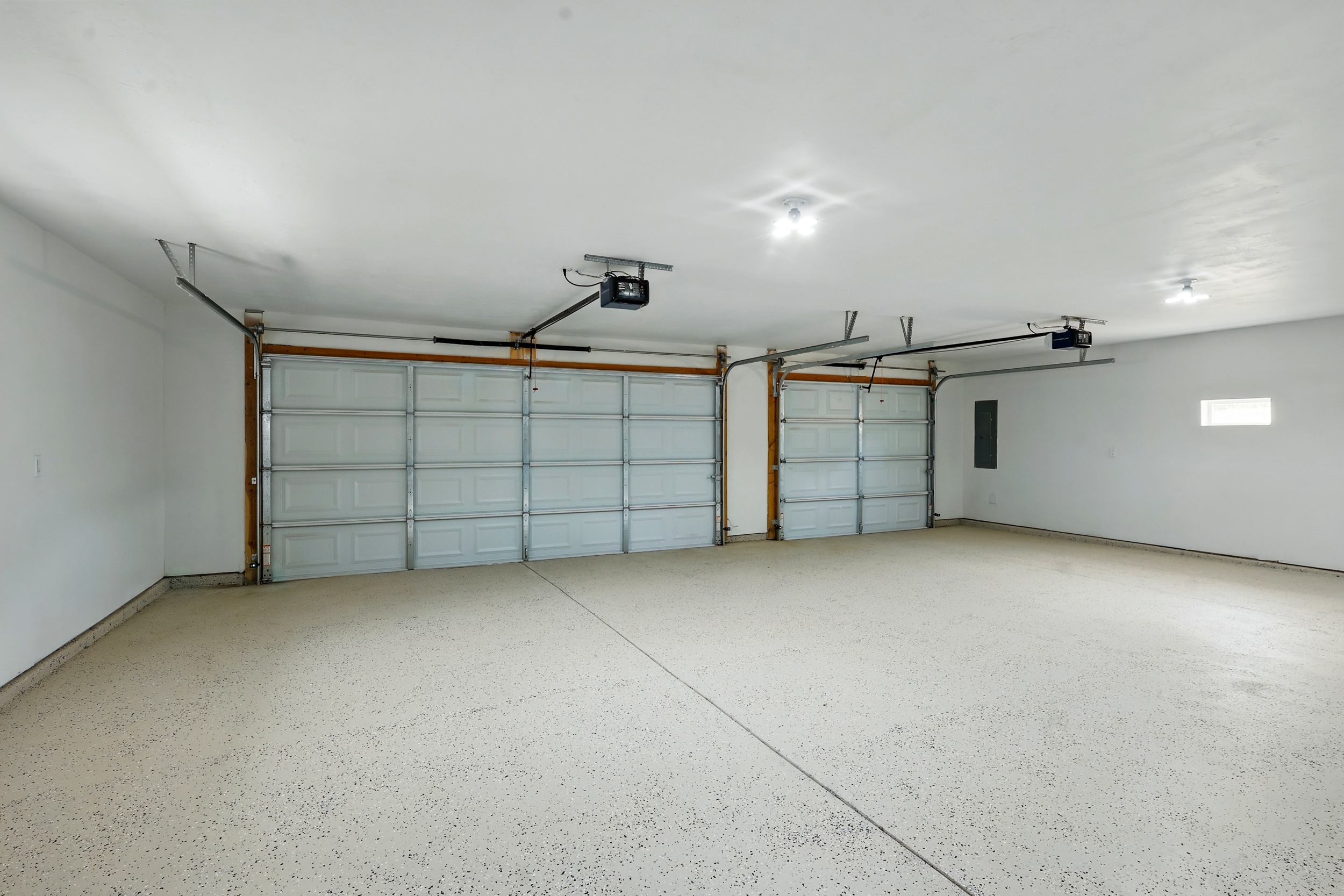 Los Lunas, New Mexico, 87031, United States, 4 Bedrooms Bedrooms, ,2 BathroomsBathrooms,Residential,For Sale,1943131