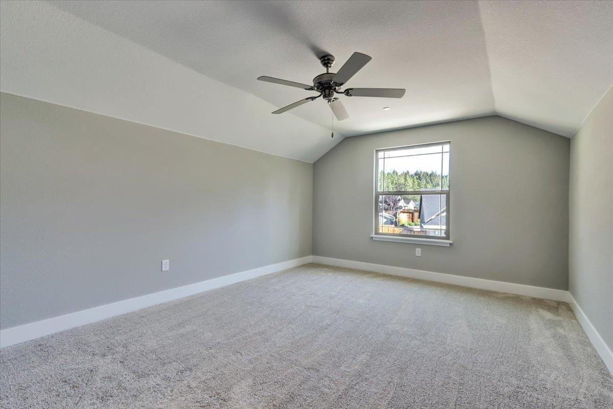 Grass Valley, California, 95945, United States, 3 Bedrooms Bedrooms, ,2 BathroomsBathrooms,Residential,For Sale,1978988